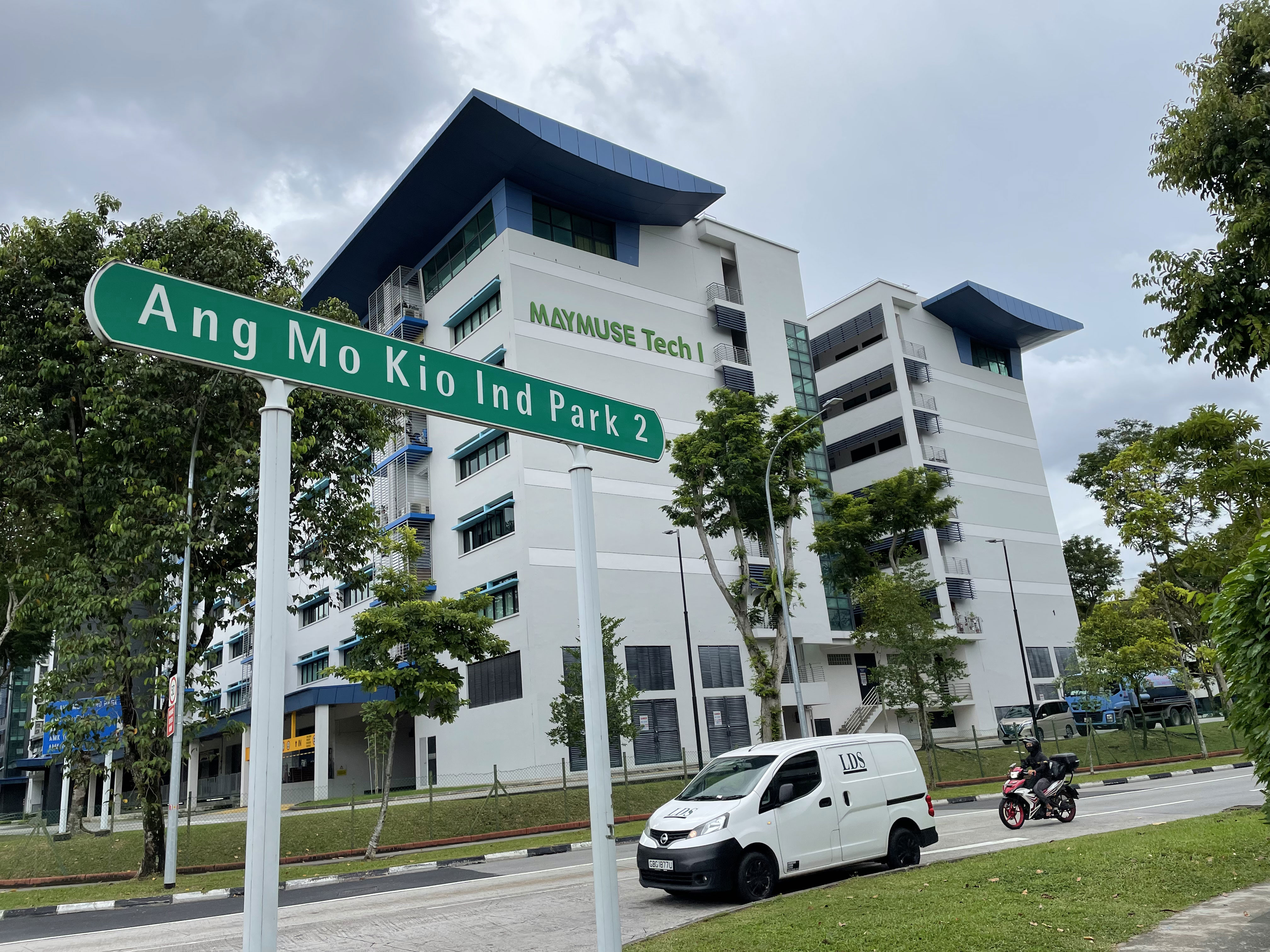 研發(fā)中心.png 研發(fā)中心.png